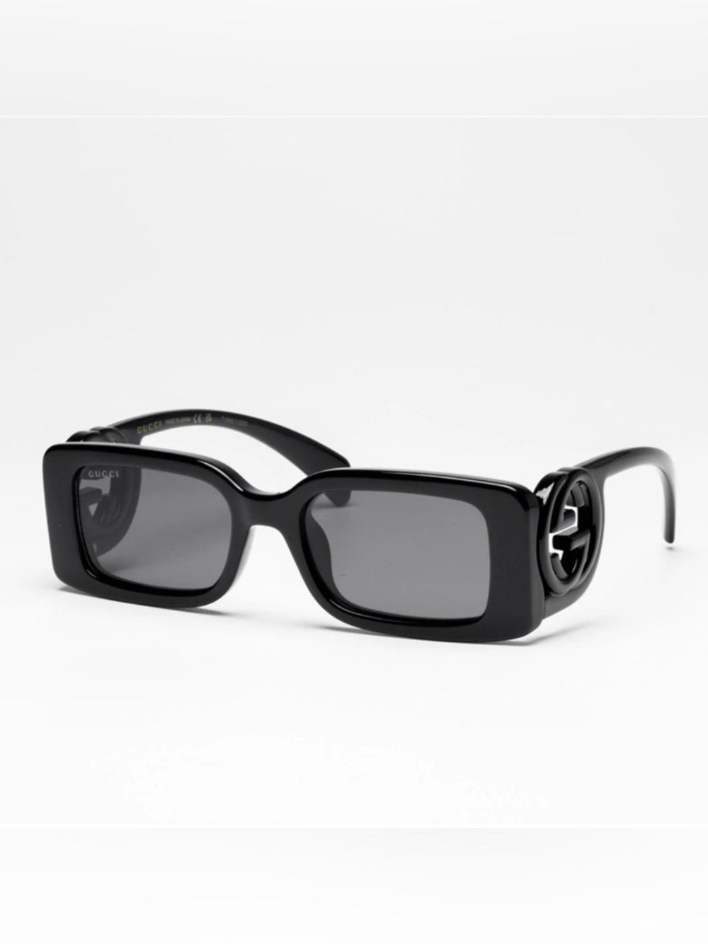 **NEW GUCCI SUNGLASSES**
